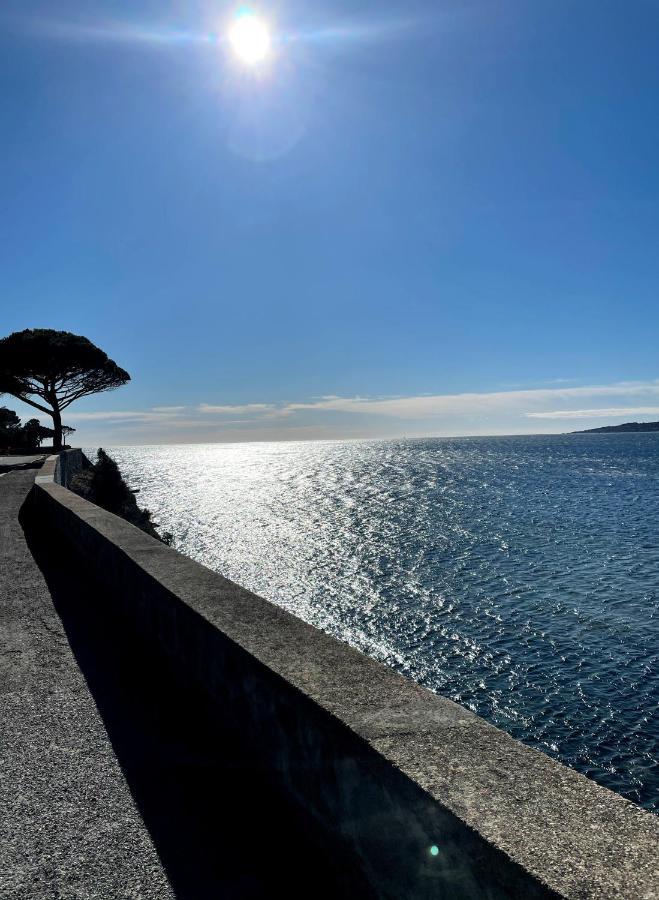 Appartement Sainte-Maxime, Plage De La Nartelle Exterior foto